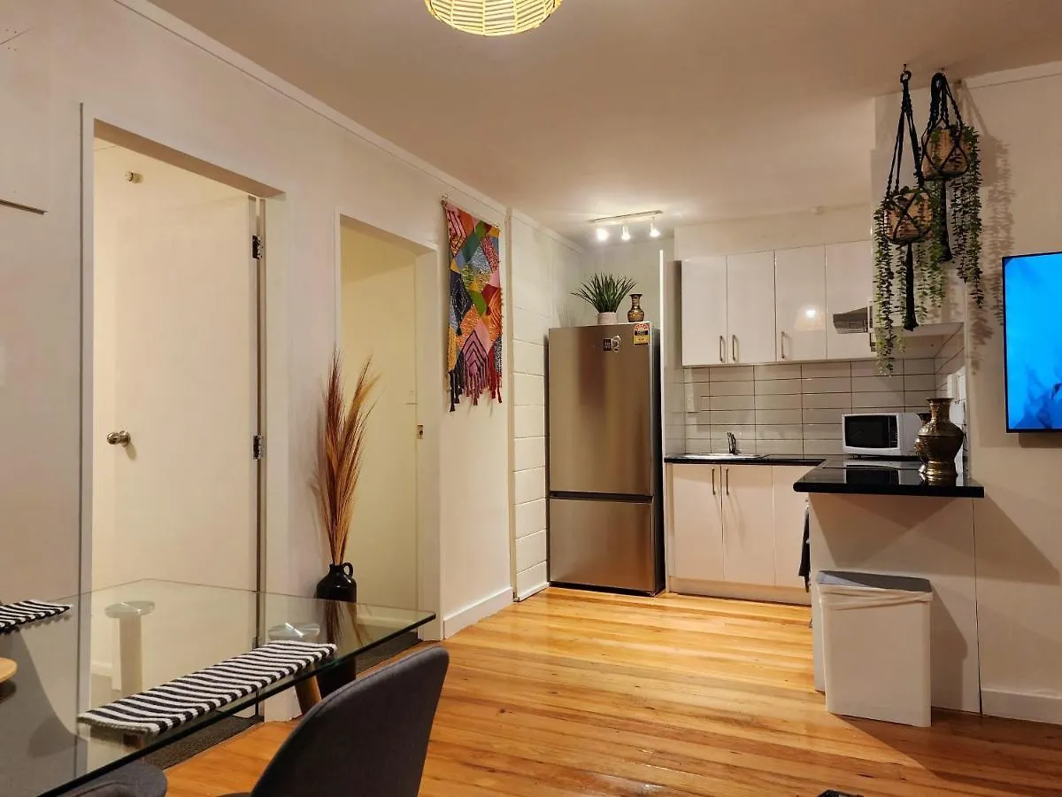Cqn'S Apartment Wellington 0*,